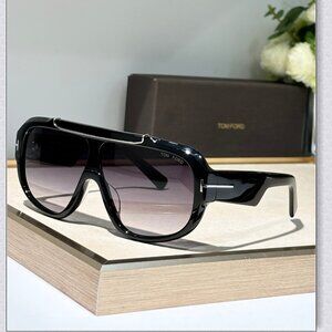 Tom Ford Chromic Oversized Shield Sunglasses - Black